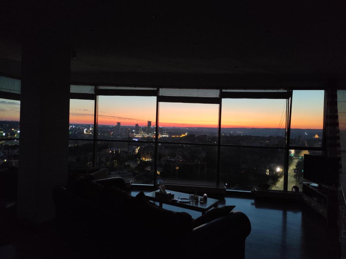 Luxury Apartment In Skyscraper วิลนีอุส ภายนอก รูปภาพ
